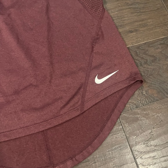 Nike Dri-Fit Women’s Racer Back Top ‘Just Do It’ Straps Size XS Maroon - Picture 2 of 5